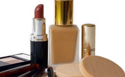 武漢美博會粉底與膚色一致